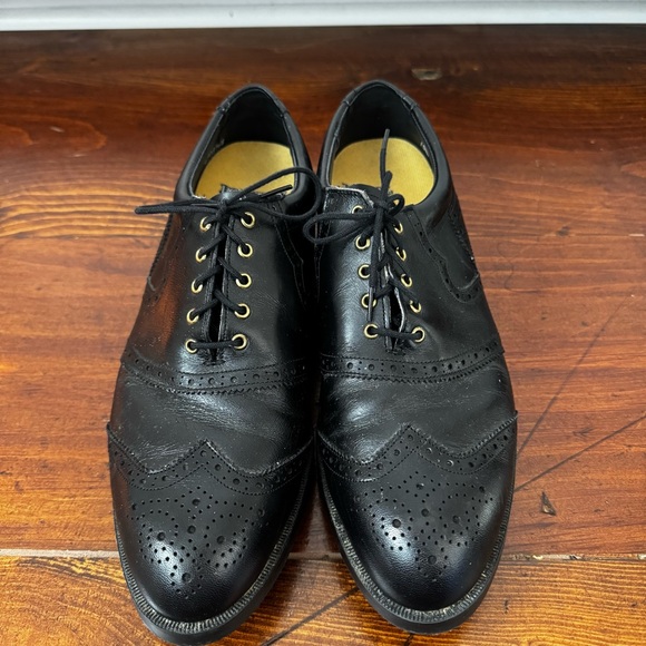 Vintage Bostonian Bear Tracks‎ Fine Golf Shoes. Size 10.5